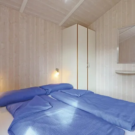 Holiday home Abendrot 4 - Dorf 3 Priwall